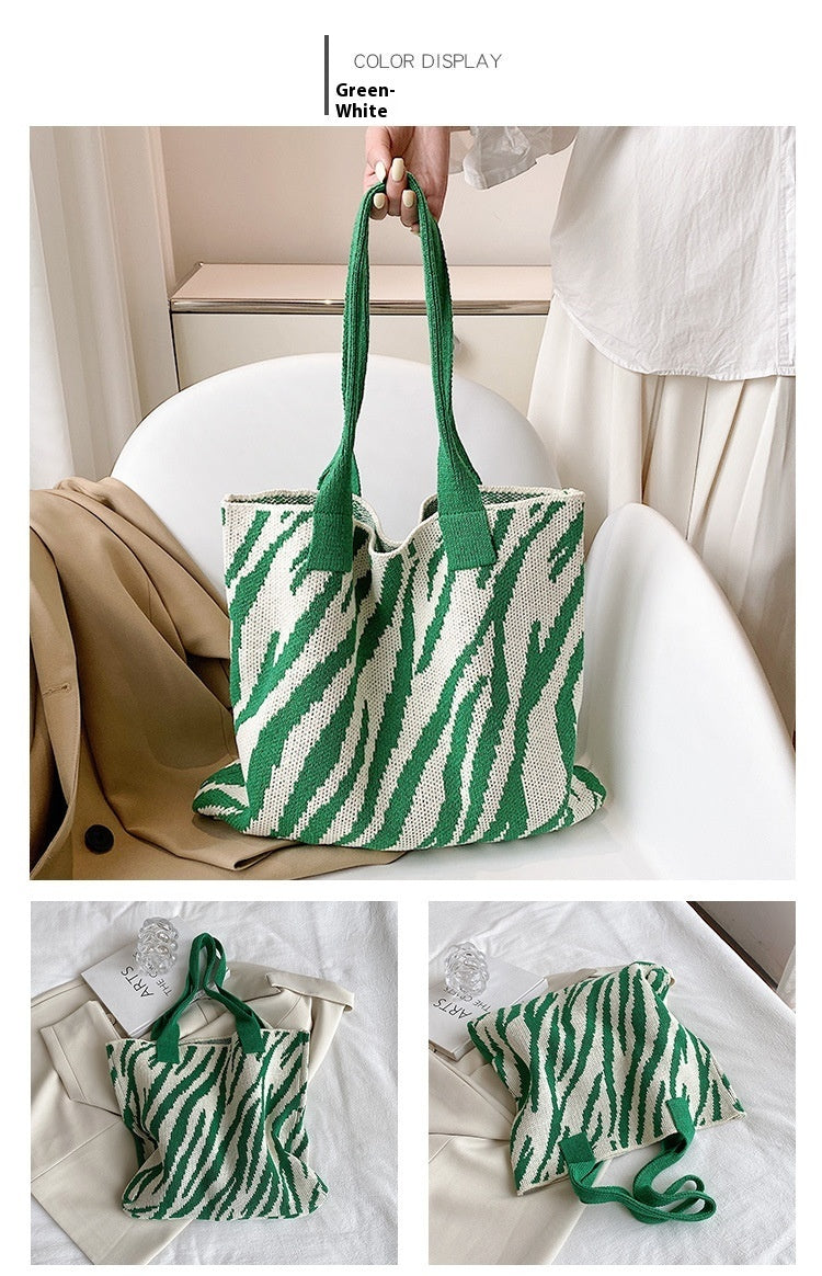 Single Shoulder Zebra Pattern Knitted Bag